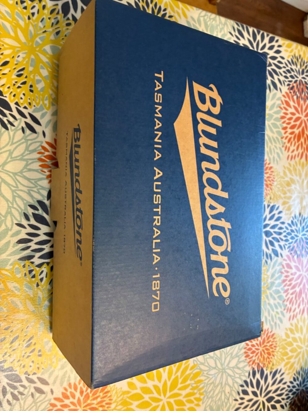 Blundstone Elastic Side Boot Lined (AUS/UK Size 9.5, US Size 10.5) - Picture 6 of 6
